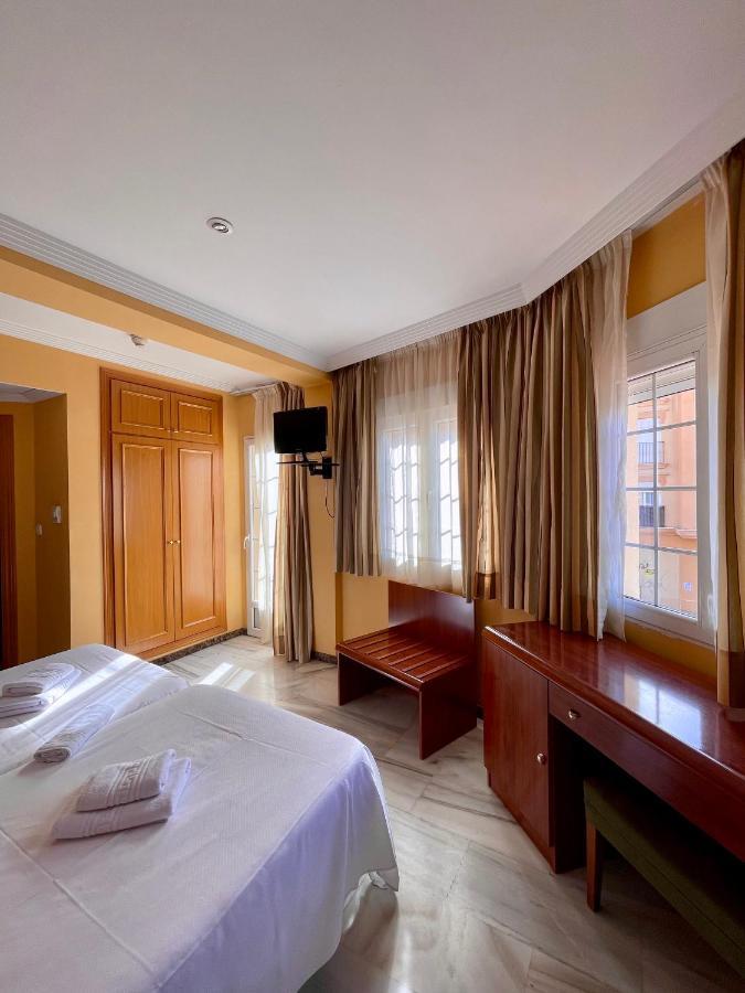 Hotel La Fonda De Don Gonzalo เซเนส เด ลาเบกา ภายนอก รูปภาพ